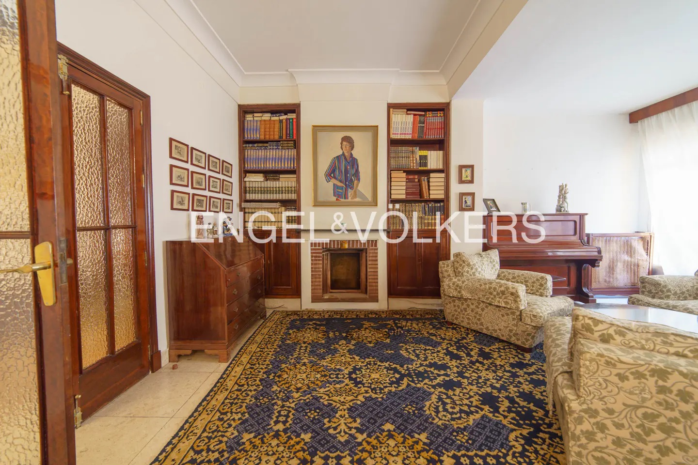 descarga (2) descarga (2)